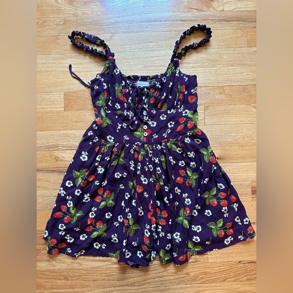 Urban Outfitters Tate Burgundy Strawberry Floral Romper - Picture 2 of 7